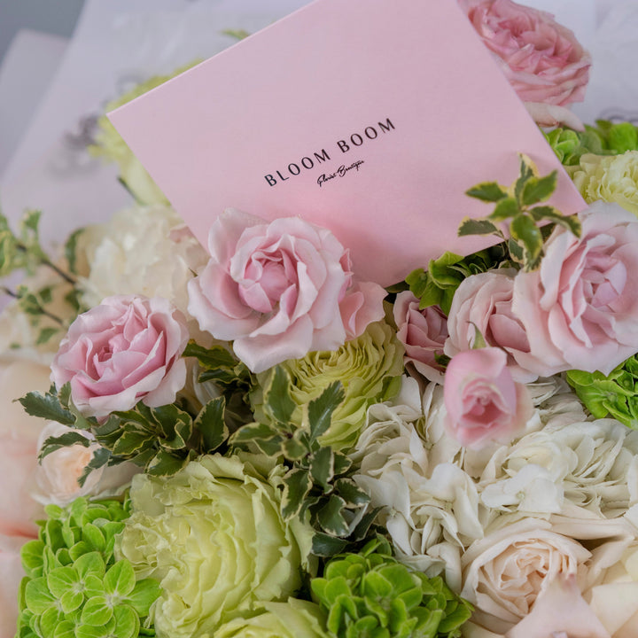 Classic bouquet "Garden after the rain" with roses and hydrangea