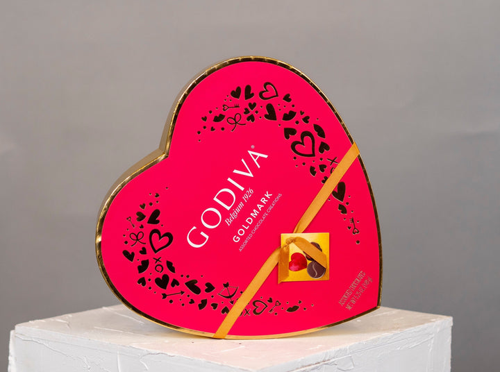 Gift box of chocolates Medium