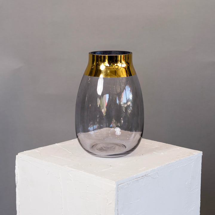 Designer medium glass vase for flowers