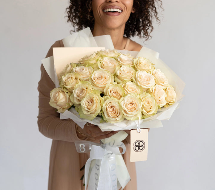 Bouquet with 25 / 50 / 75 sandy roses