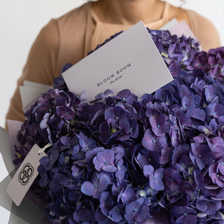 Bouquet with 10 / 15 / 20 lilac hydrangea flowers