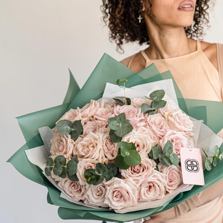 Bouquet "Sweet Escimo" with 25 roses