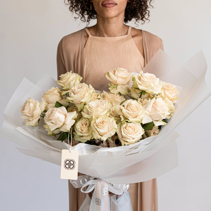 Bouquet of 25 / 50 / 75 Sandy Roses