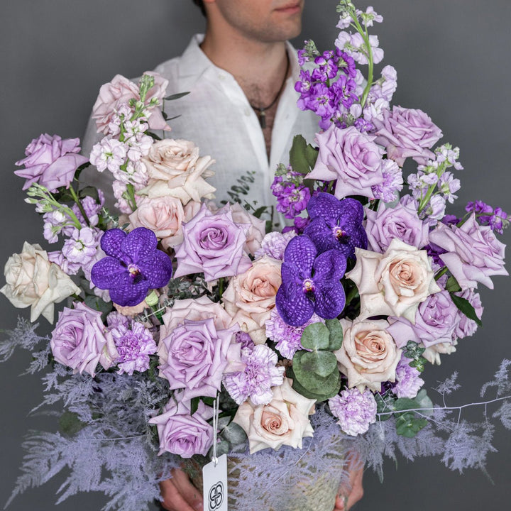 Flower box "Purple Bliss" with hydrangea and roses