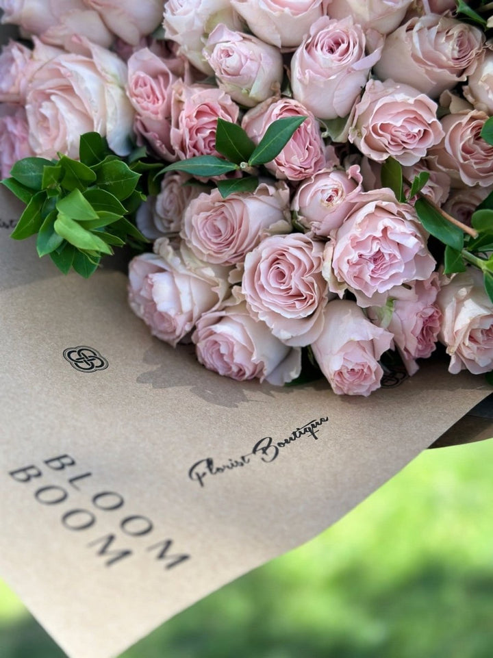 Bouquet of pink roses