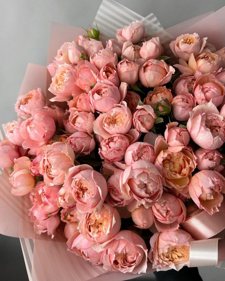 Bouquet of 50 pink roses