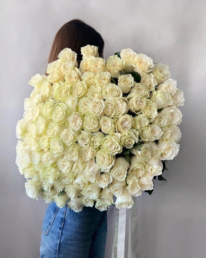 Bouquet with 101 white roses