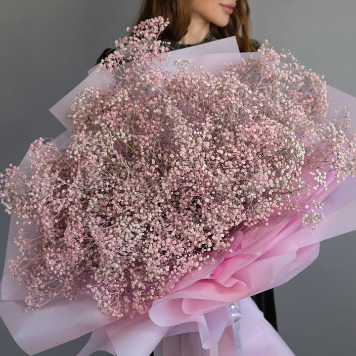 Bouquet with 15 pink giant baby breath