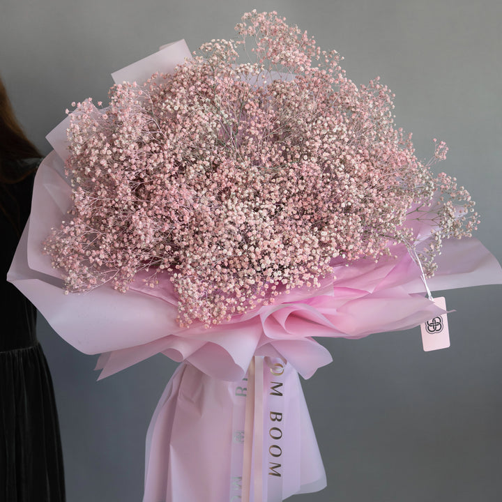 Bouquet with 15 pink giant baby breath