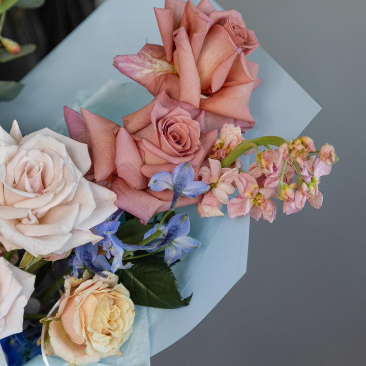 Simple Bouquet "Vanilla Sky" with rose hydrangea and delphiniums