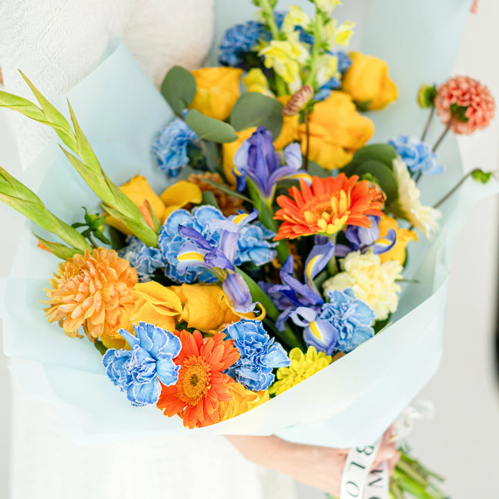 Bouquet "Enchanted Blossoms" with matiola and gerbera