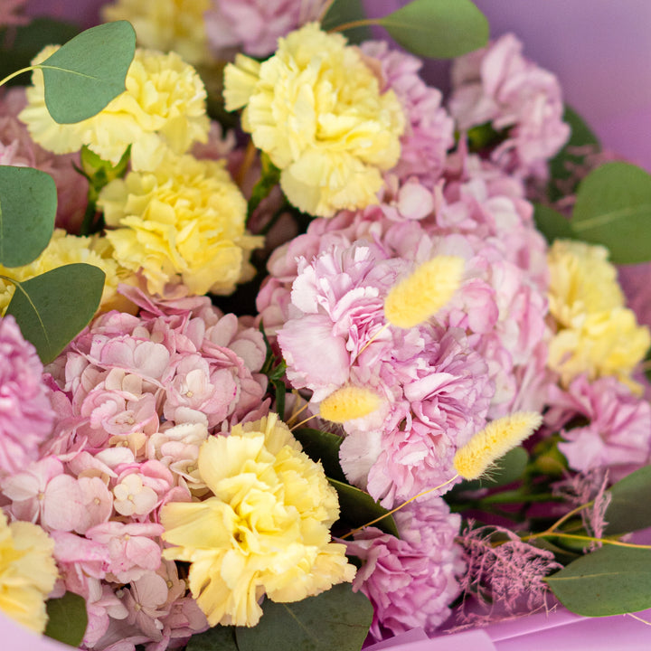 Bouquet "Whispering Garden" with hydrangea and carnation