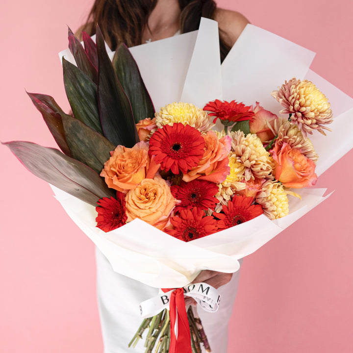 Bouquet Autumn Orchestra with roses, gerberas
