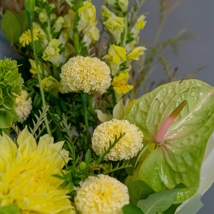 Bouquet "Golden Horizon" with yellow flowers