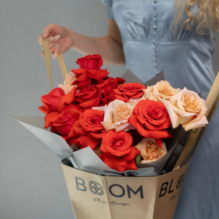 Bouquet "Rosy Whirl" with red and creamy roses