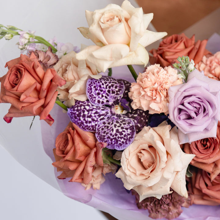 Bouquet Lavender Raf Small with rose and carnation