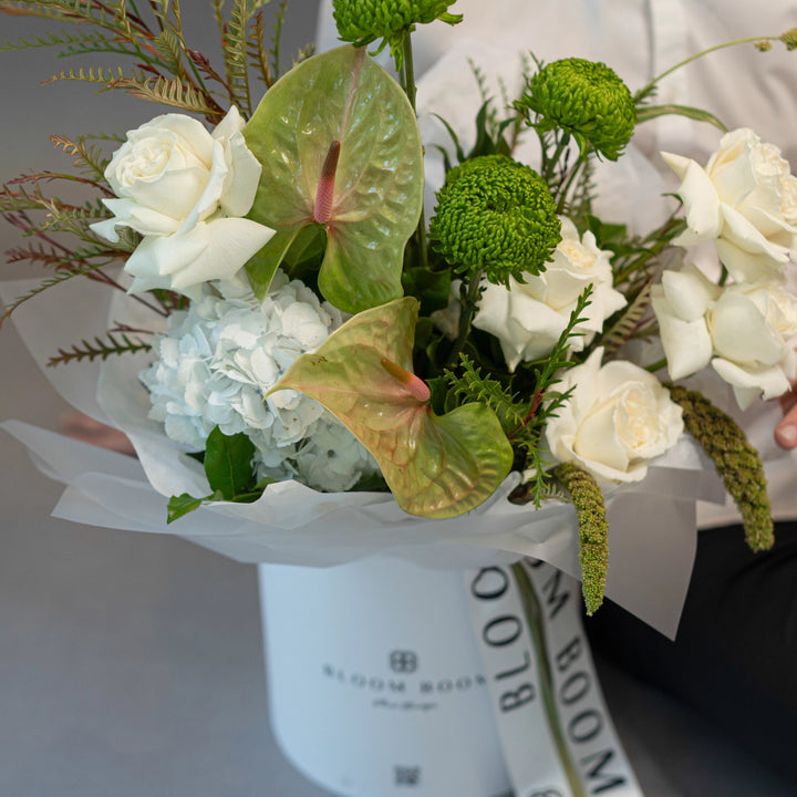 Box Fairy Flower Forest with roses and hydrangea