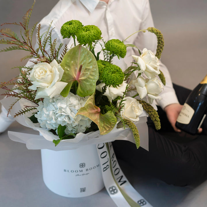 Box Fairy Flower Forest with roses and hydrangea